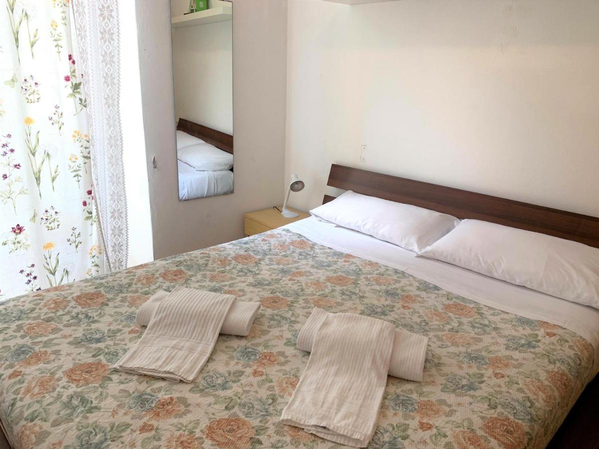 Casa Vacanze Via Garibaldi Levanto Esterno foto